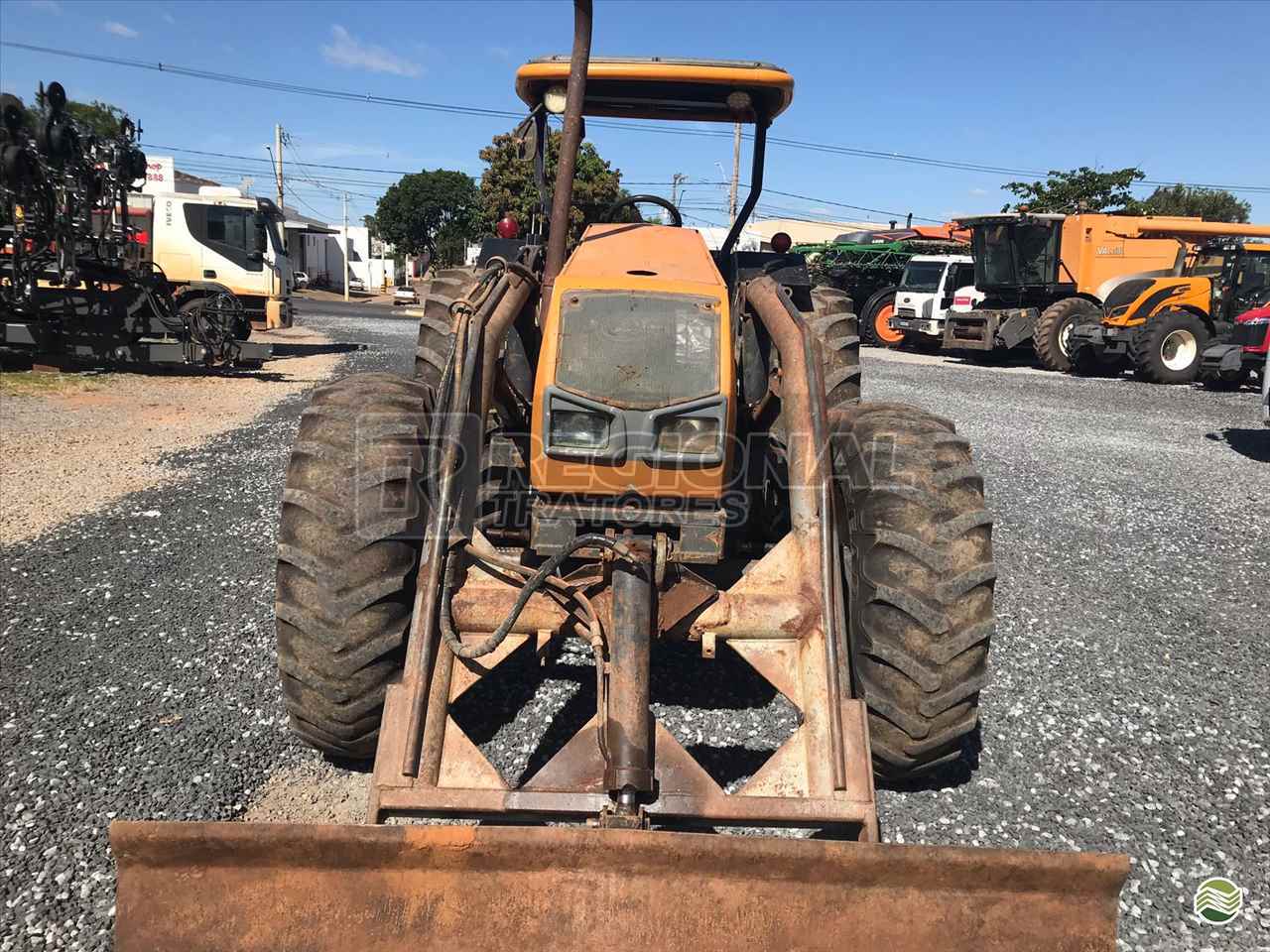 TRATOR VALTRA VALTRA A950 Tração 4x4 Regional Tratores - Valtra PATROCINIO MINAS GERAIS MG